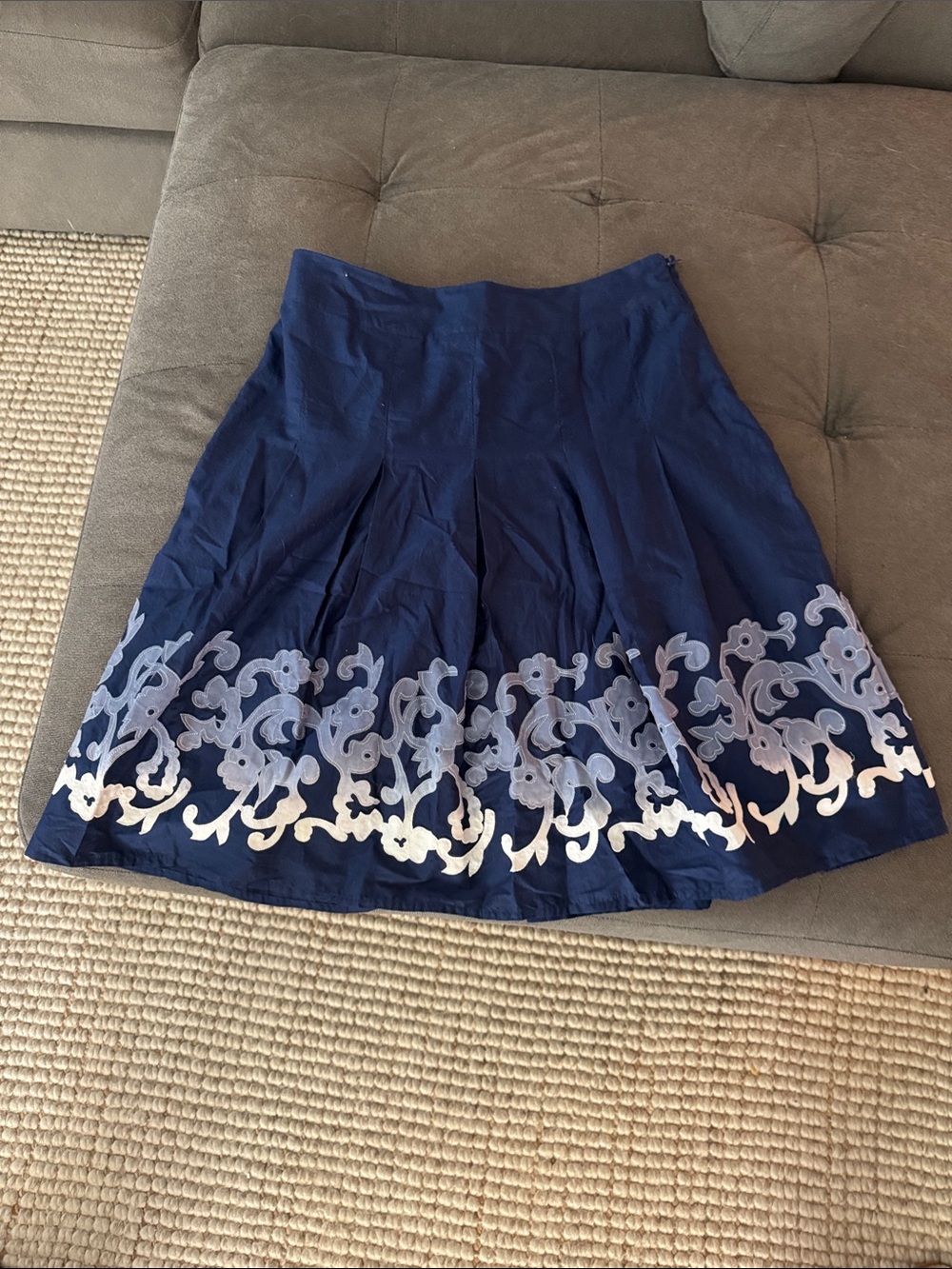 Style & Co Women’s Navy A-line Skirt with White Embroidered Hem Sz 6